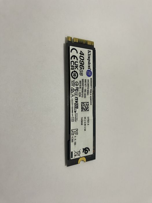 Продаю Kingston KC3000 NVMe SSD