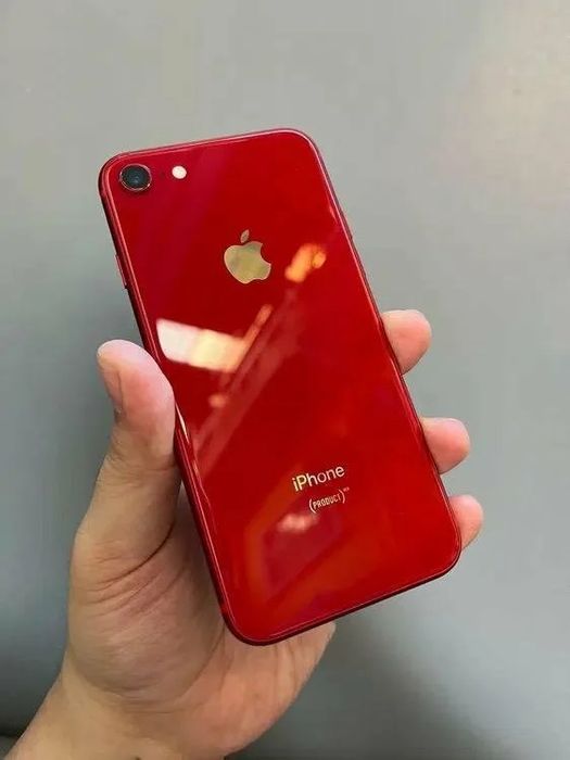 Продам apple 8(64)