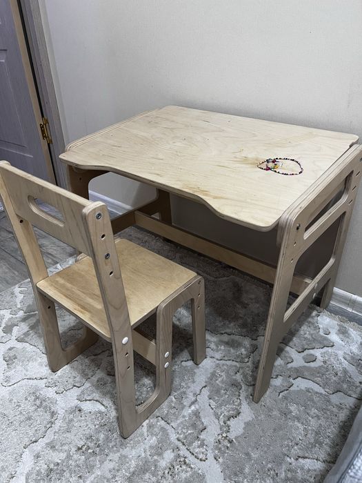 Продам парту со стулем