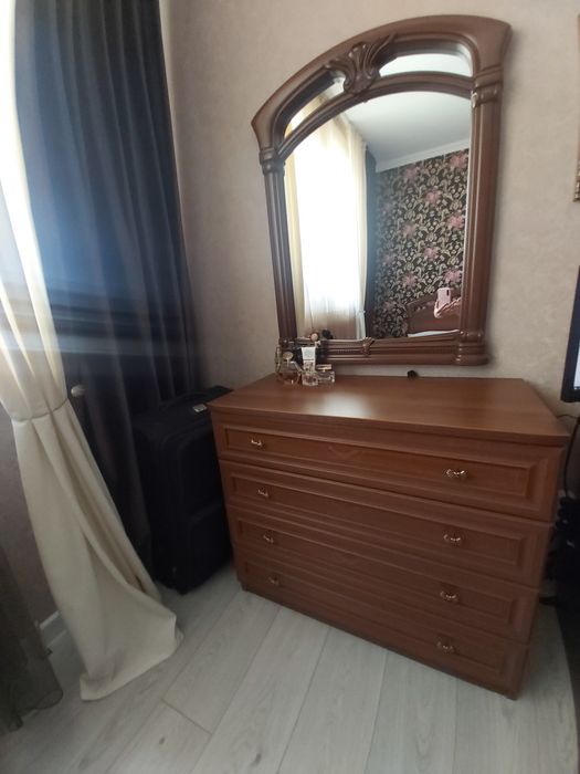 Спальный гарнитур