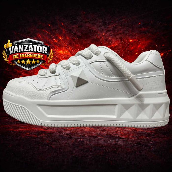 Adidasi Valentin o Garavani Low-Top Full BOX NOU