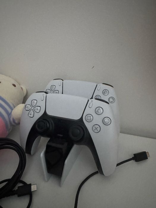 Playstation 5 продаю срочно