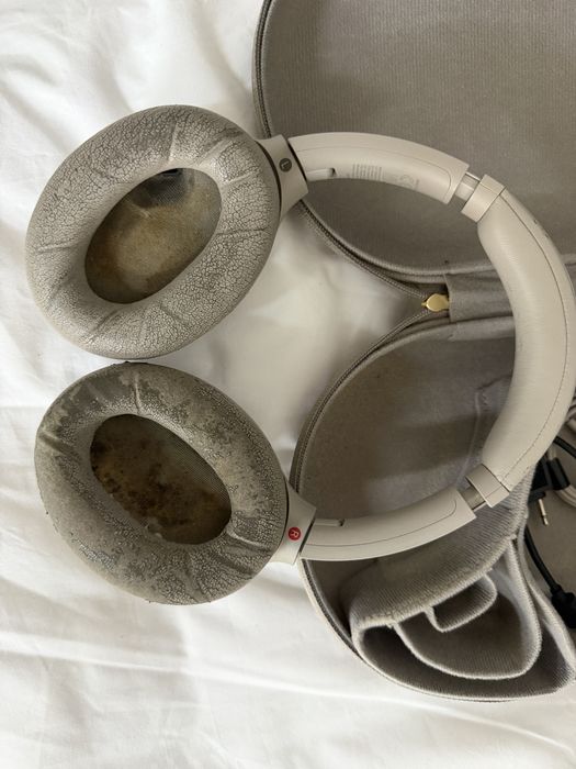 Casti Over the Ear Sony WH-1000XM4 Bluetooth