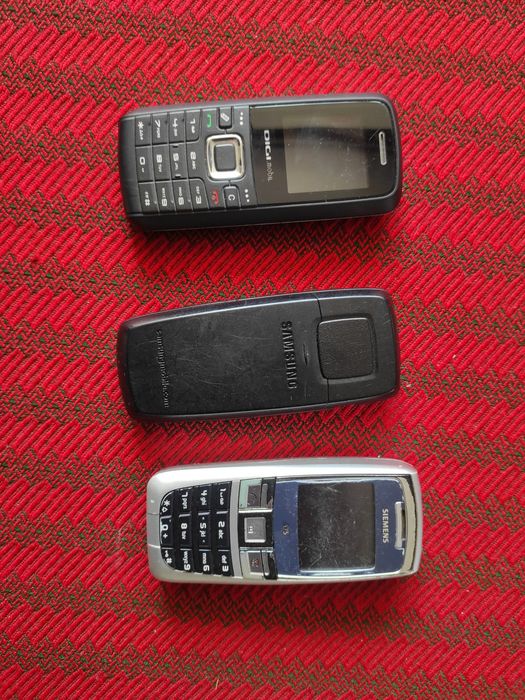 Telefoane pentru piese de schimb unele sunt funcționale