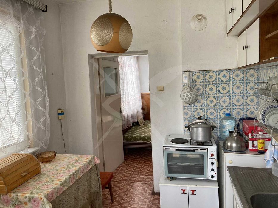 Продава се Етаж от къща в Асеновград - 140 кв.м за 865 €/кв.м - Снимка #2