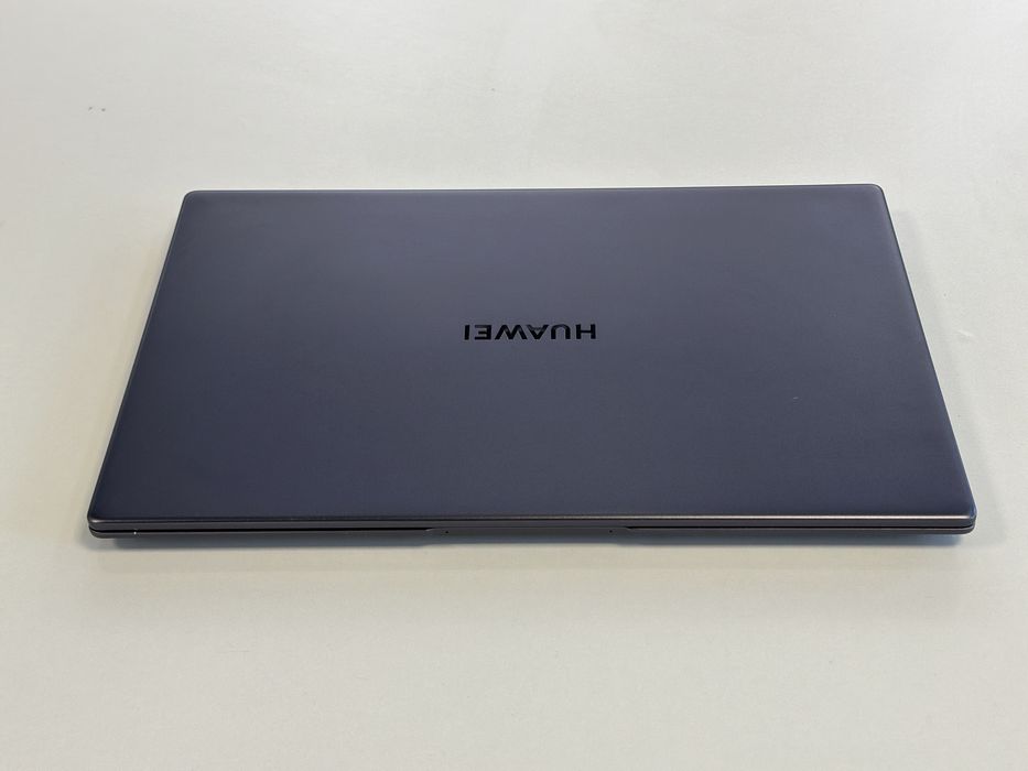 Ноутбук Huawei Core i5/ Kaspi red/Kaspi 12
