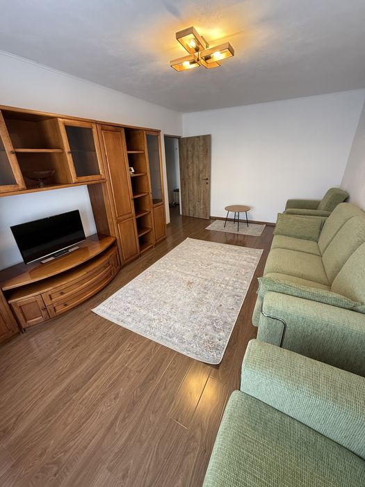 Apartament 2 camere de închiriat