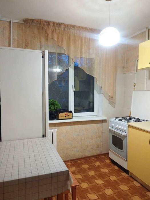 Продам 2 ком Манаса Шевченко за 31 млн