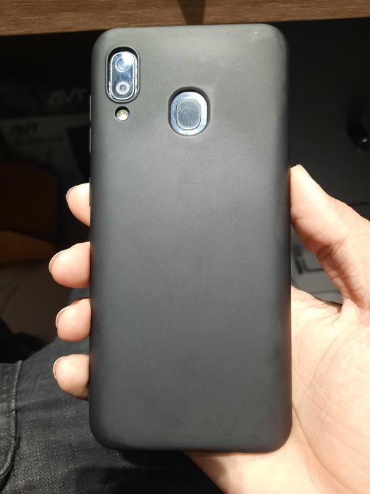 Самсунг А30 сотилади