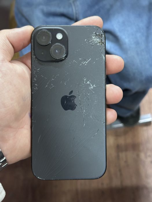 Айфон15 обычный не про не макс