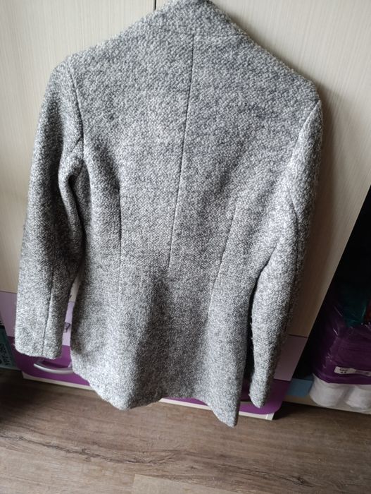 Намалям на 30лв.Много хубаво палтенце