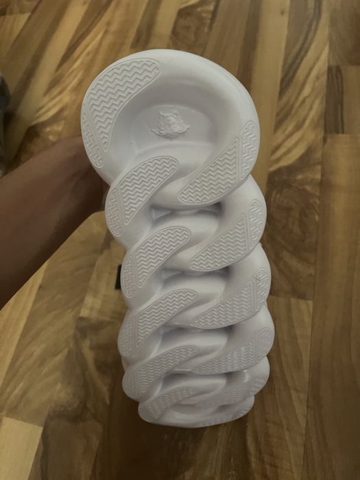 Versace chain reaction alb