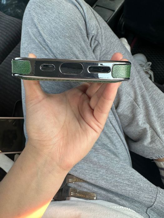 Чехол на айфон 14 хорошего качества