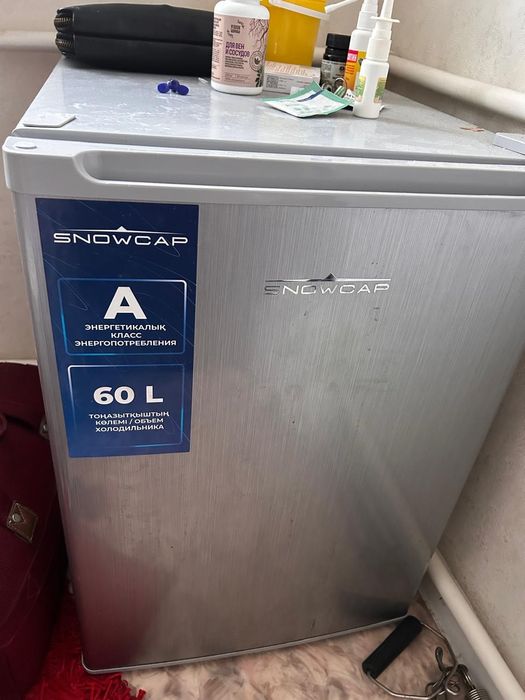 Продам два холодильника