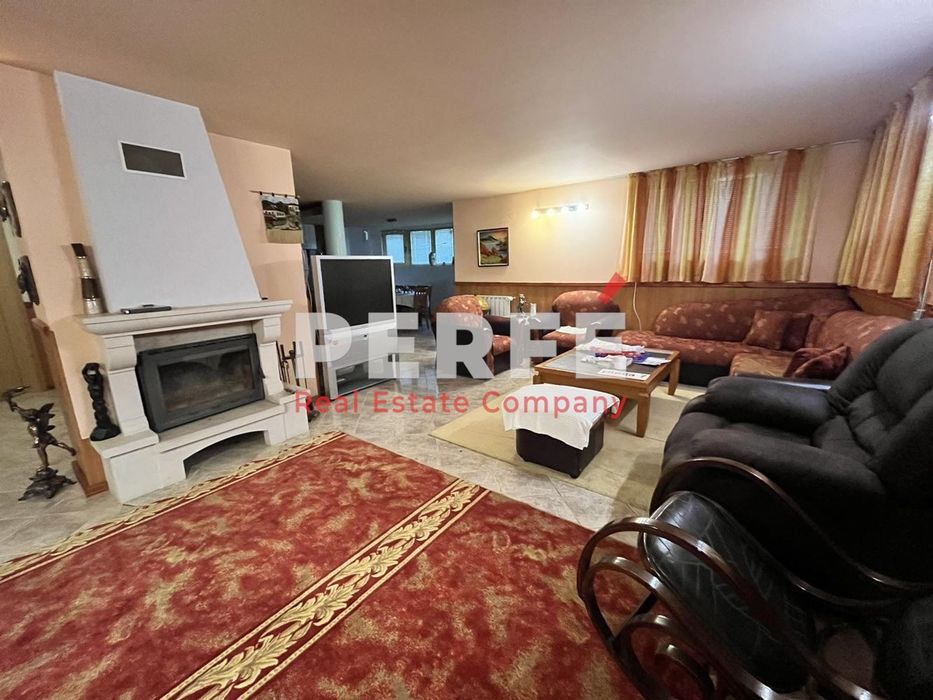 Продава се Къща в Бургас, Ветрен - 462 кв.м за 1200 €/кв.м - Снимка #3