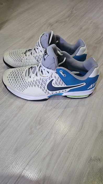 Кроссовки nike, для игры в теннис