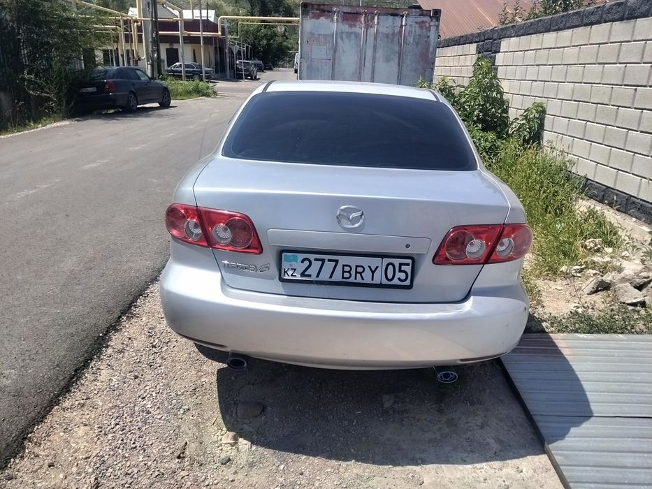 Продам автомобиль Мазда 6