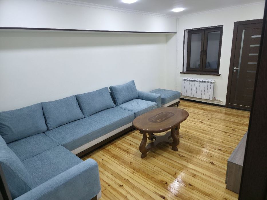 Квартира на Ц4- 5 школа 4/2/4 общ пл 90м Евро с обстановкой