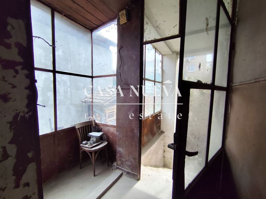 Къща в гр.Перник, Център