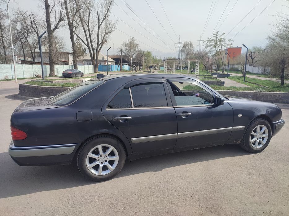 Mercedes Benz W210 Elegance