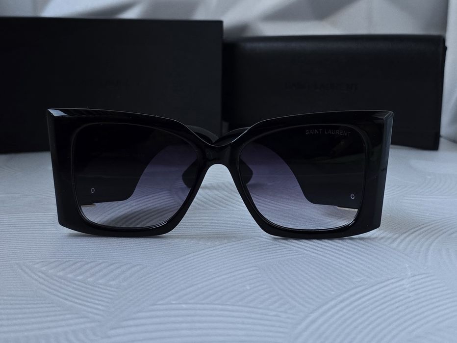 Дамски слънчеви очила правоъгълни