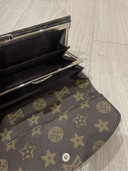 Дамски портфейл Louis Vuitton