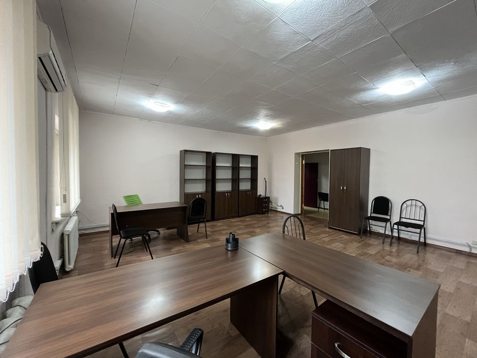 Сдается офис в Бостандыкском районе 35кв.м.