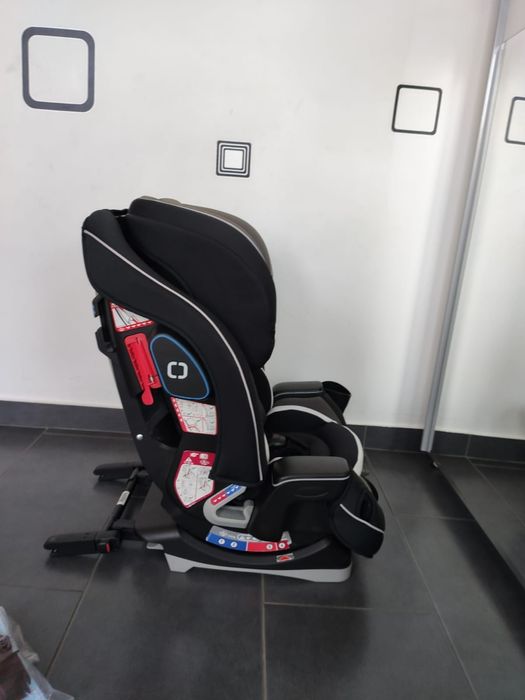Scaun auto Graco Slimfit LX cu isofix pentru copii intre 0 și 36 kg