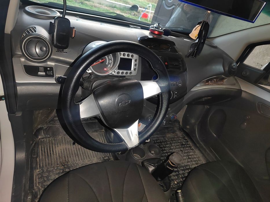 Chevrolet Spark 2011 — 3