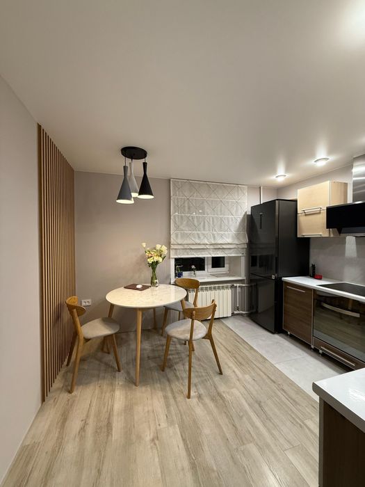 Продам стол мдф и дерево