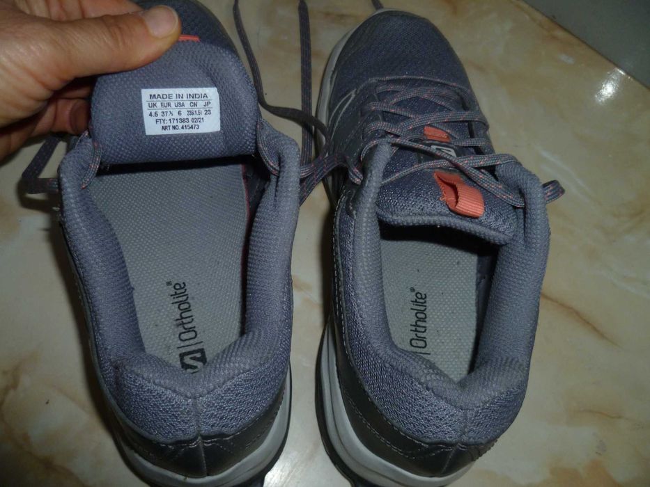 Salomon туристически обувки №37