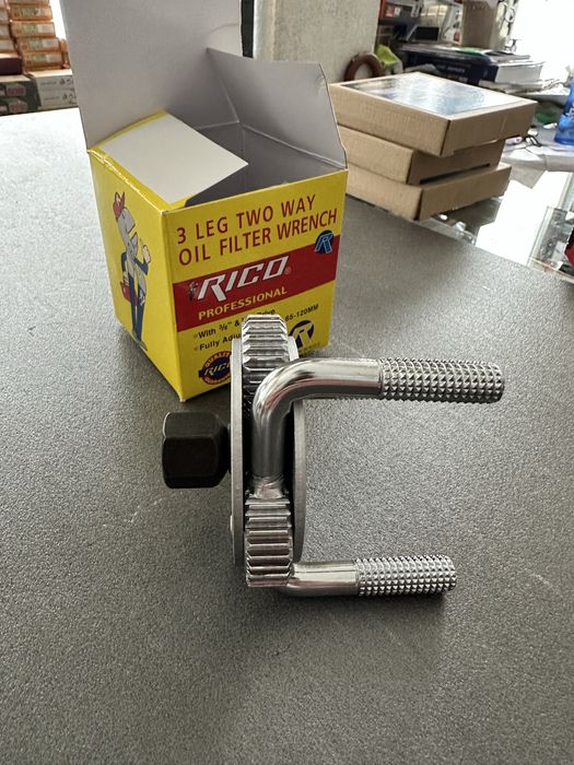 Скоба за маслен филтър тип паяк - права и крива Rico