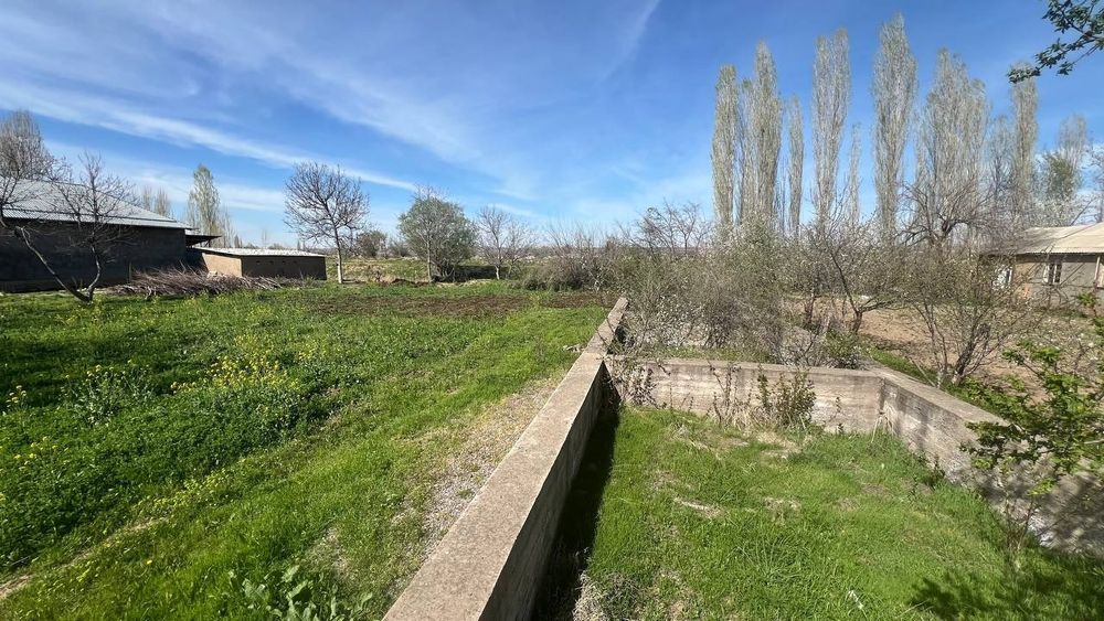 Ер курук  фундаменти бор 4 хонага