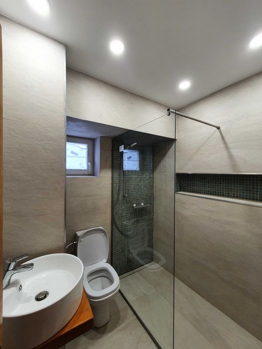 Meserias Renovari Apartamente si Case