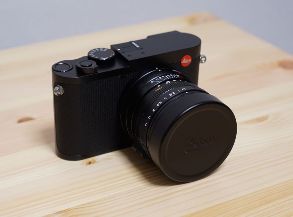 Продам leica  Q2