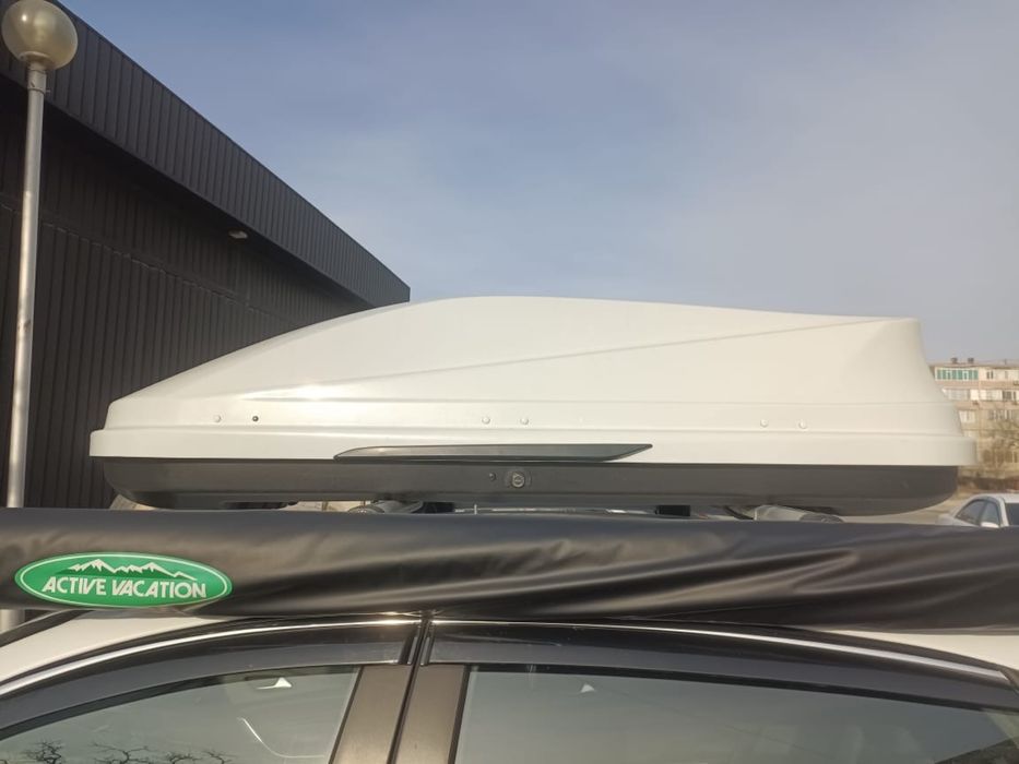 Продается багажный бокс 560л