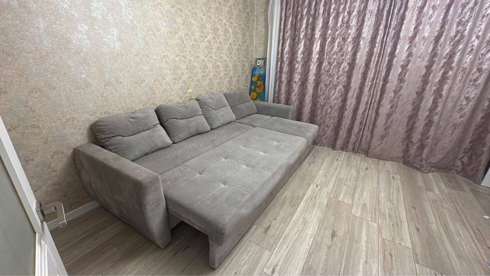 продаю диван срочно до субботы