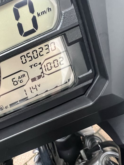 Motoideea vinde SUZUKI  VSTROM 650 XT ABS  2022 Rate Garanție