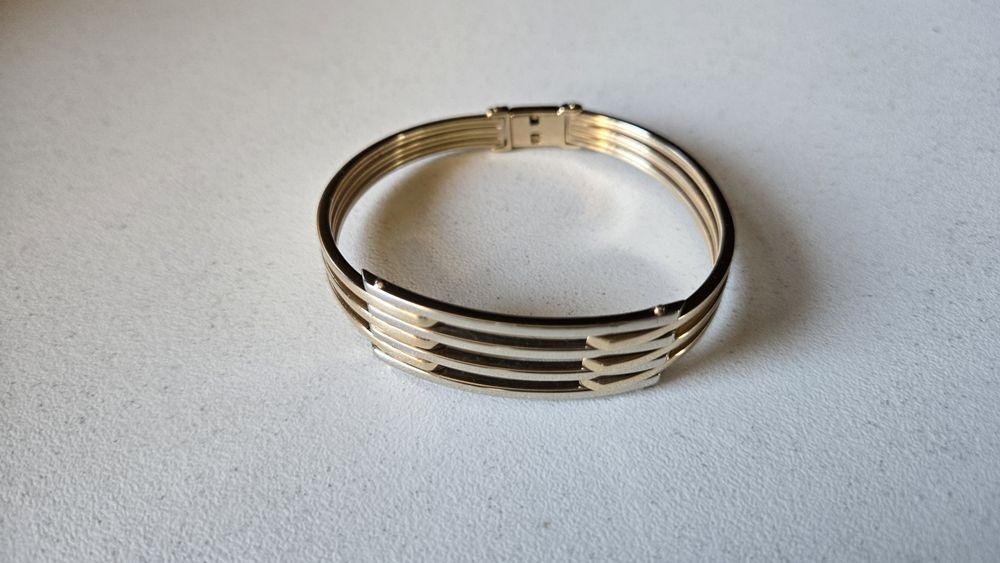 Златна дамска гривна 14,8 грама