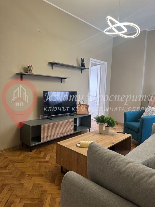 Дава се под наем Тристаен апартамент в София, Медицинска академия - 90 кв.м за 1000 € - Снимка #2