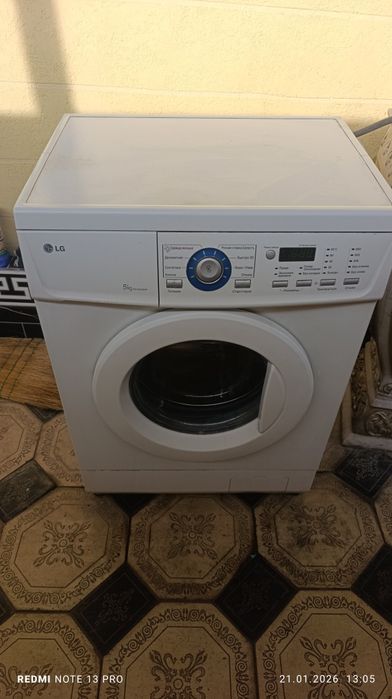 Срочно продаю стиральная машинка ЭЛЖЕ работает отличный идеальный сост