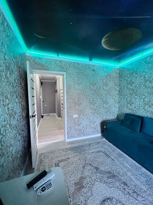 24/7 по часам, в день,  в ночь