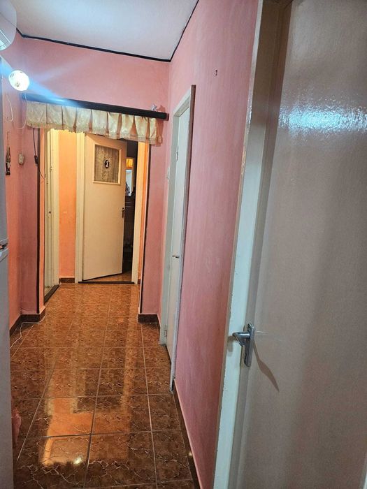 Apartament 3 camere Valea Roșie, 70 mp, bloc Turn etaj 5  - Proprietar