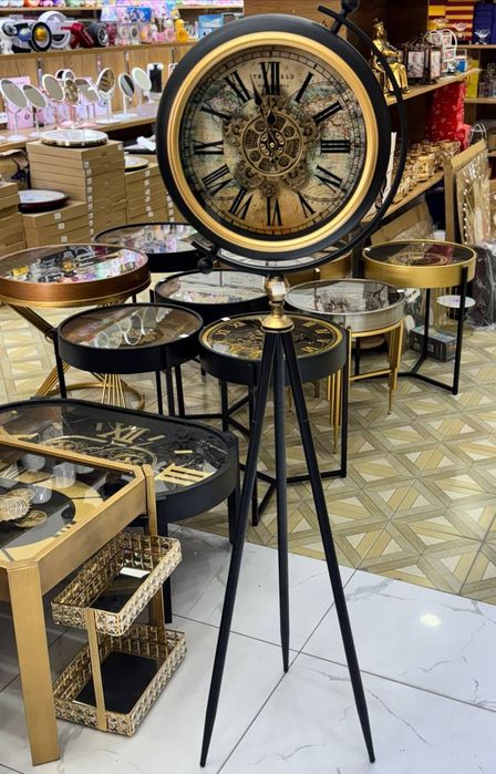 Zamonaviy va klassik uslubdagi  soat