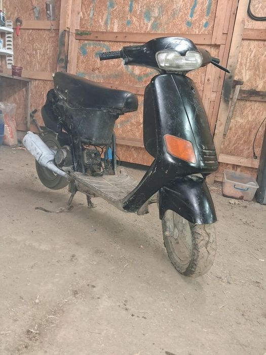 Salut am si eu un piagio zip   de 49