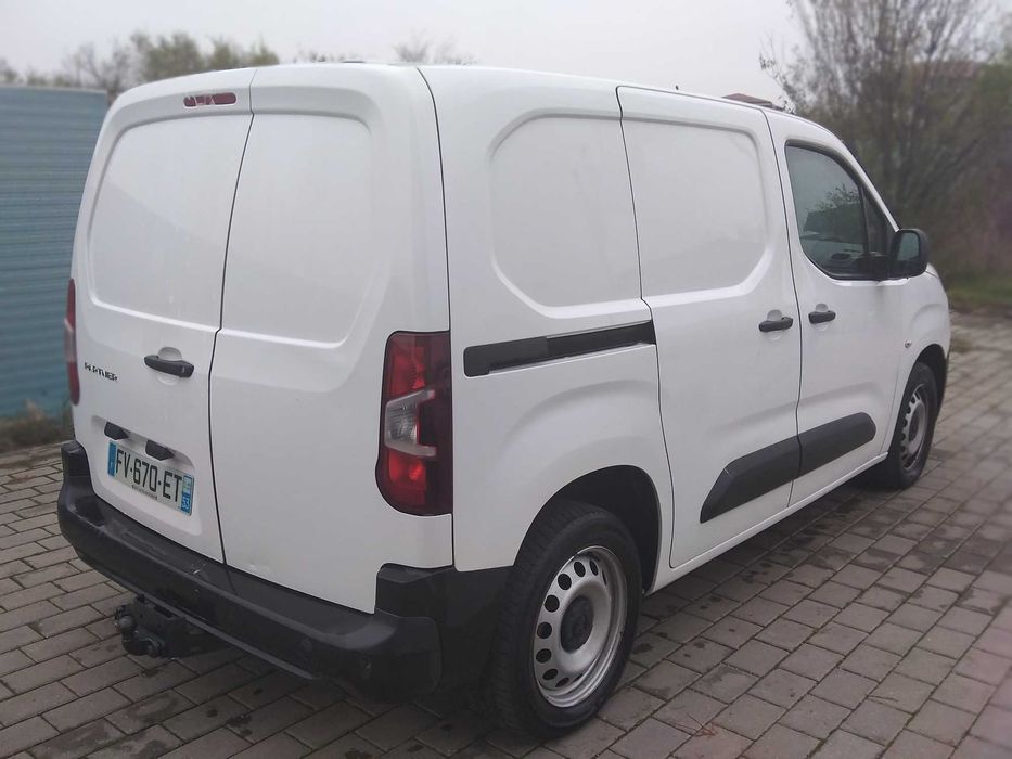 Peugeot Partner / AUTOMAT / 2020 / 126000 KM