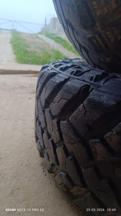 Vând roți complete pt pajero