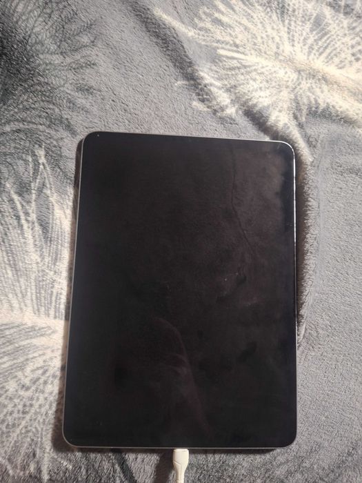 Ipad 11 pro generatia a-4-a