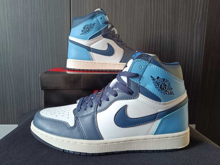 Air Jordan 1 Obsidian