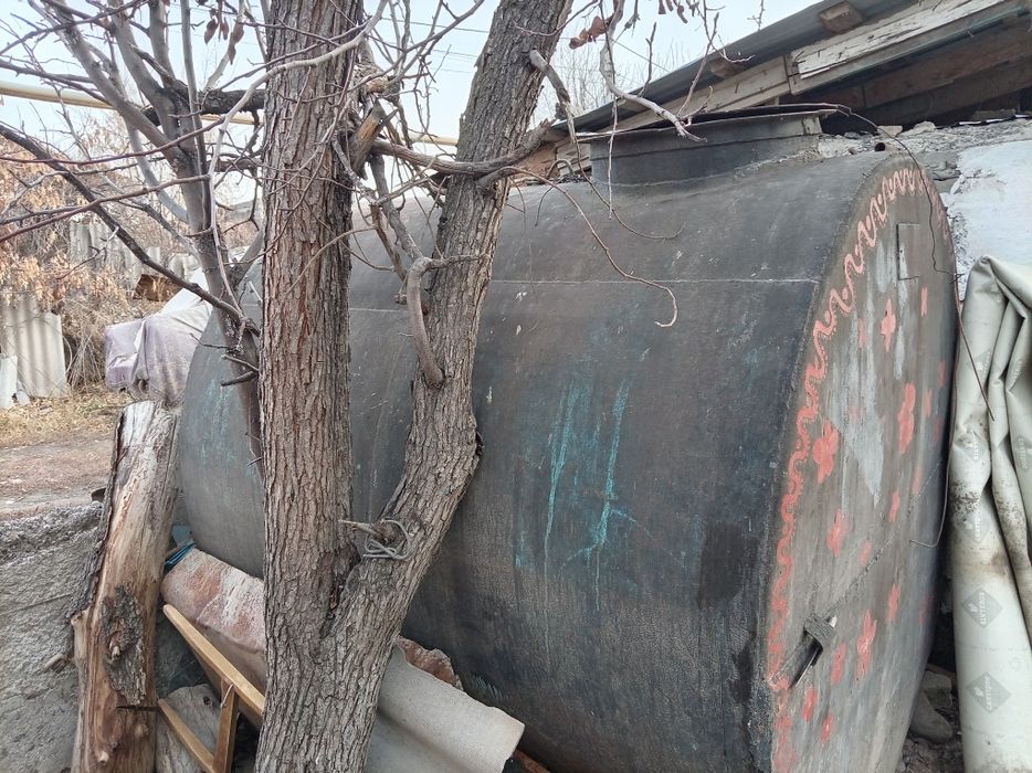 Продам ёмкость для воды